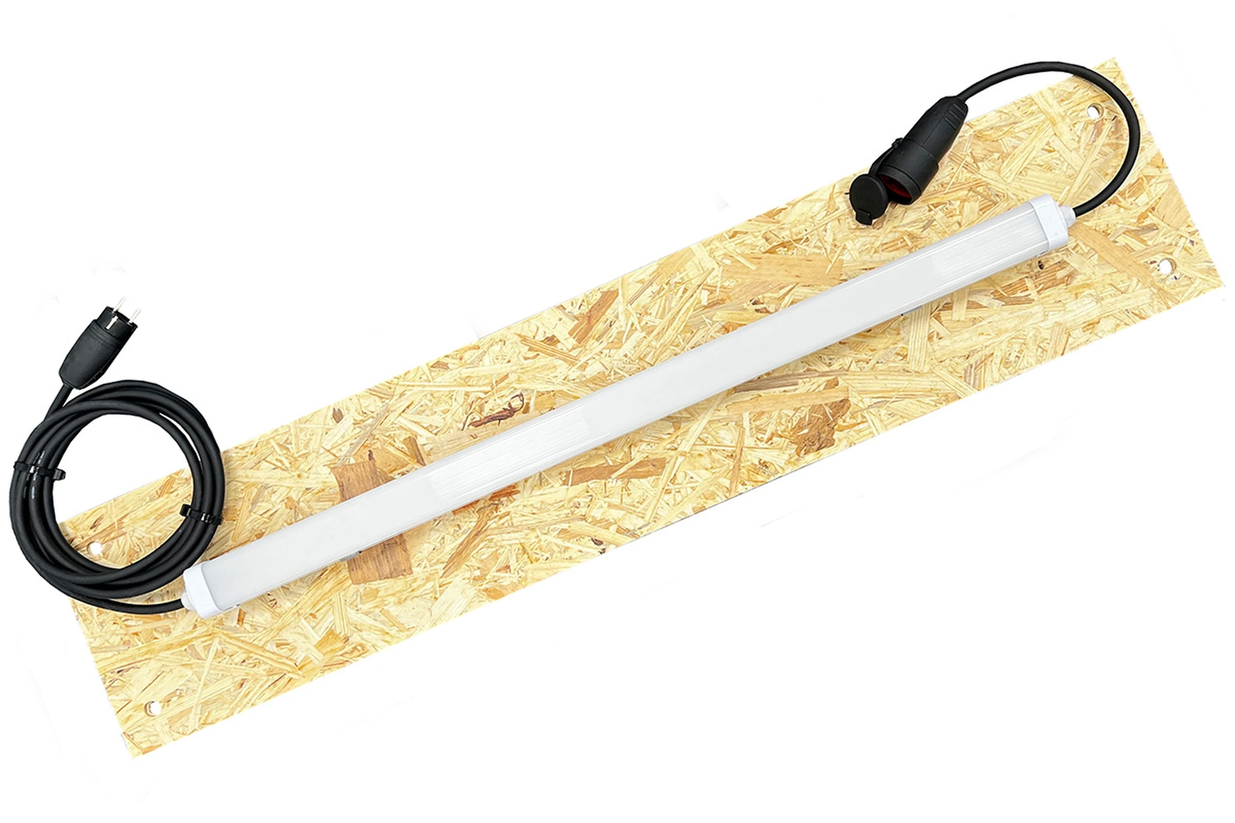 Oświetlenie tymczasowe LED 1 (na płycie OSB, wtyk i gniazdo z uziemieniem 2P+Z IP44) 24 W - 2700 lm